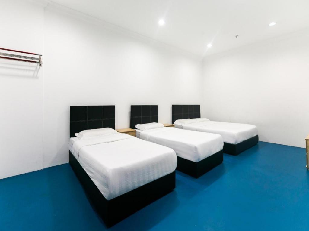Spot On 89726 Capsule Inn Kota Kinabalu Exteriér fotografie