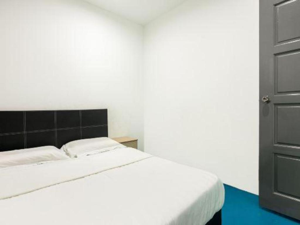 Spot On 89726 Capsule Inn Kota Kinabalu Exteriér fotografie