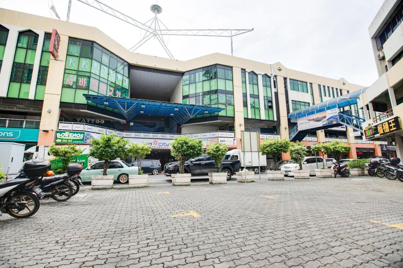 Spot On 89726 Capsule Inn Kota Kinabalu Exteriér fotografie
